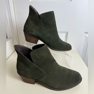 Ruff Hewn Women's Suede Ankle Booties - Olive Green -Size 8
